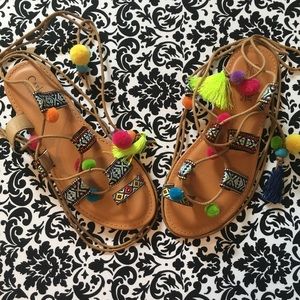 Cute Bright Catherine Malandrino Summer Sandals💖